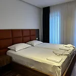 4 Stinet 4*