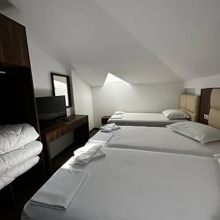 4 Stinet Otel 4*