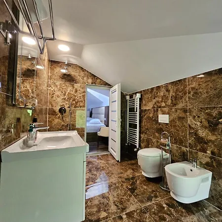 فندق 4 Stinet 4*