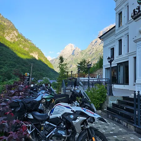 4 Stinet Otel 4*