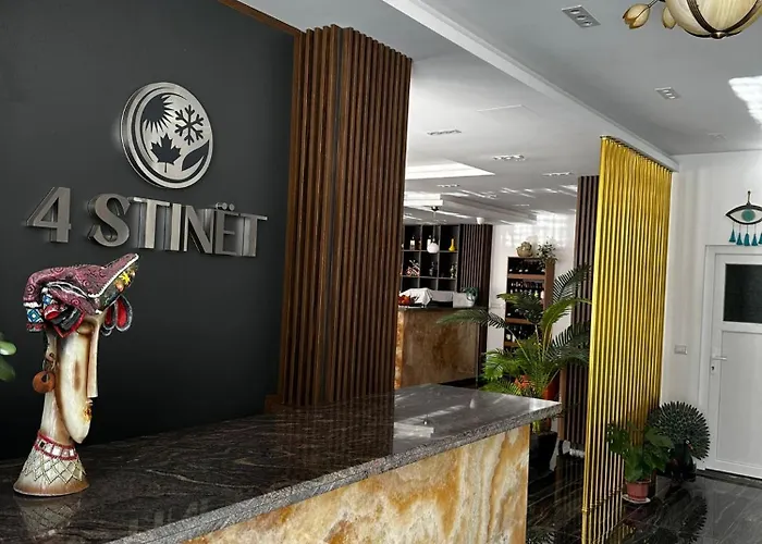 فندق 4 Stinet فالبني